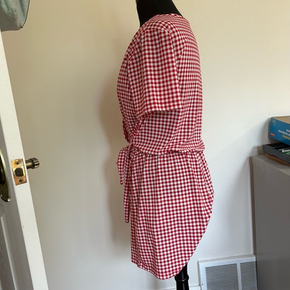 DEX red and white gingham jumpsuit/ romper size L - Picture 10 of 10